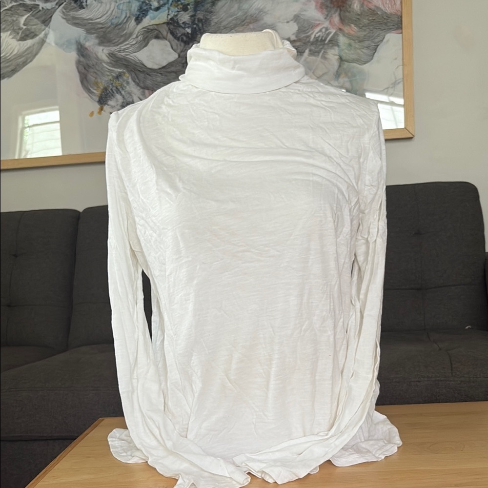 Pact Featherweight Slub Turtleneck - White